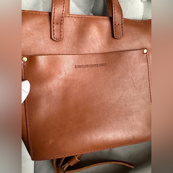 PORTLAND LEATHER GOODS Eco Crossbody
Messenger Top Handle Tote Patina Honey - Picture 6 of 10